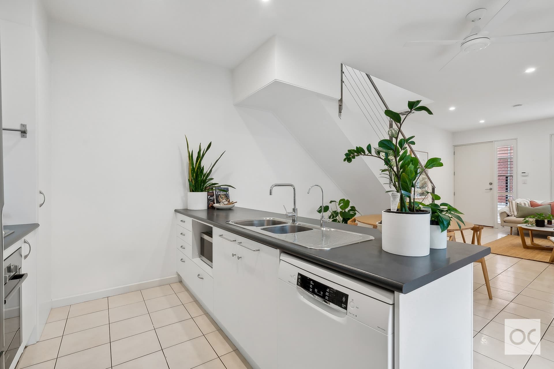 8 Finniss Court, North Adelaide - Thumbnail 5