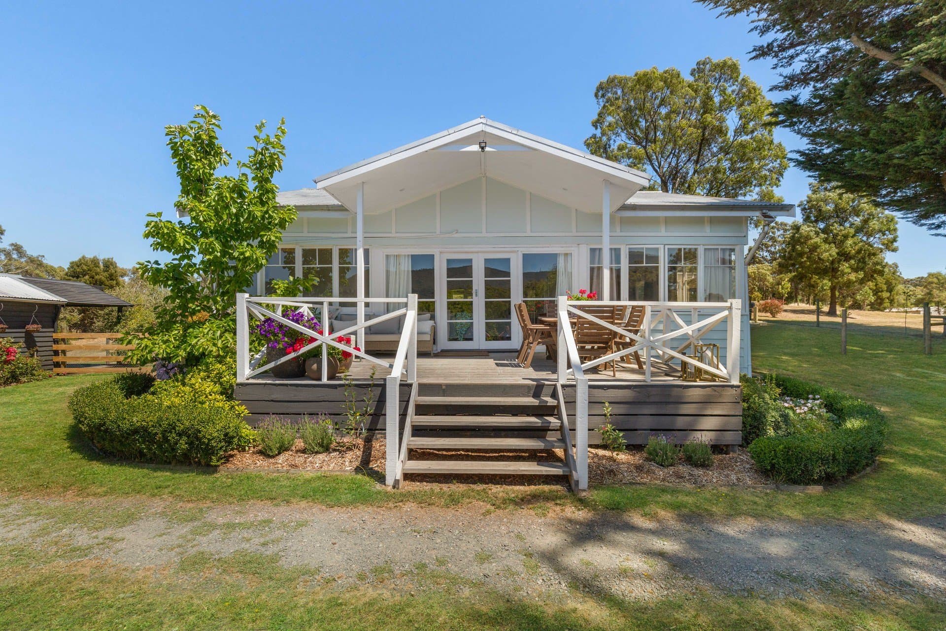 106 Blackmore Road, Woodend - Thumbnail 2