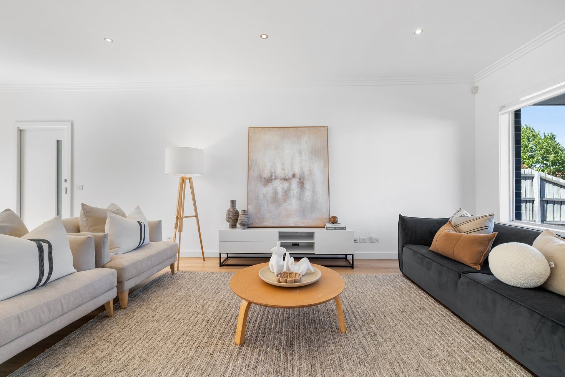 27 Greville Street, Essendon North - Thumbnail 2