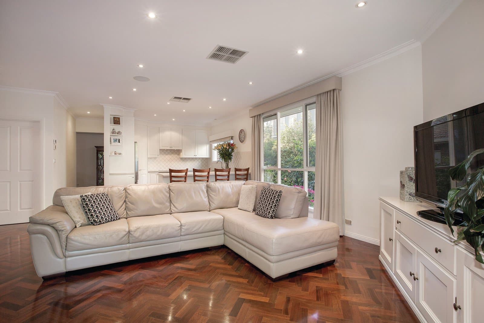 40 King Street, Balwyn - Thumbnail 2