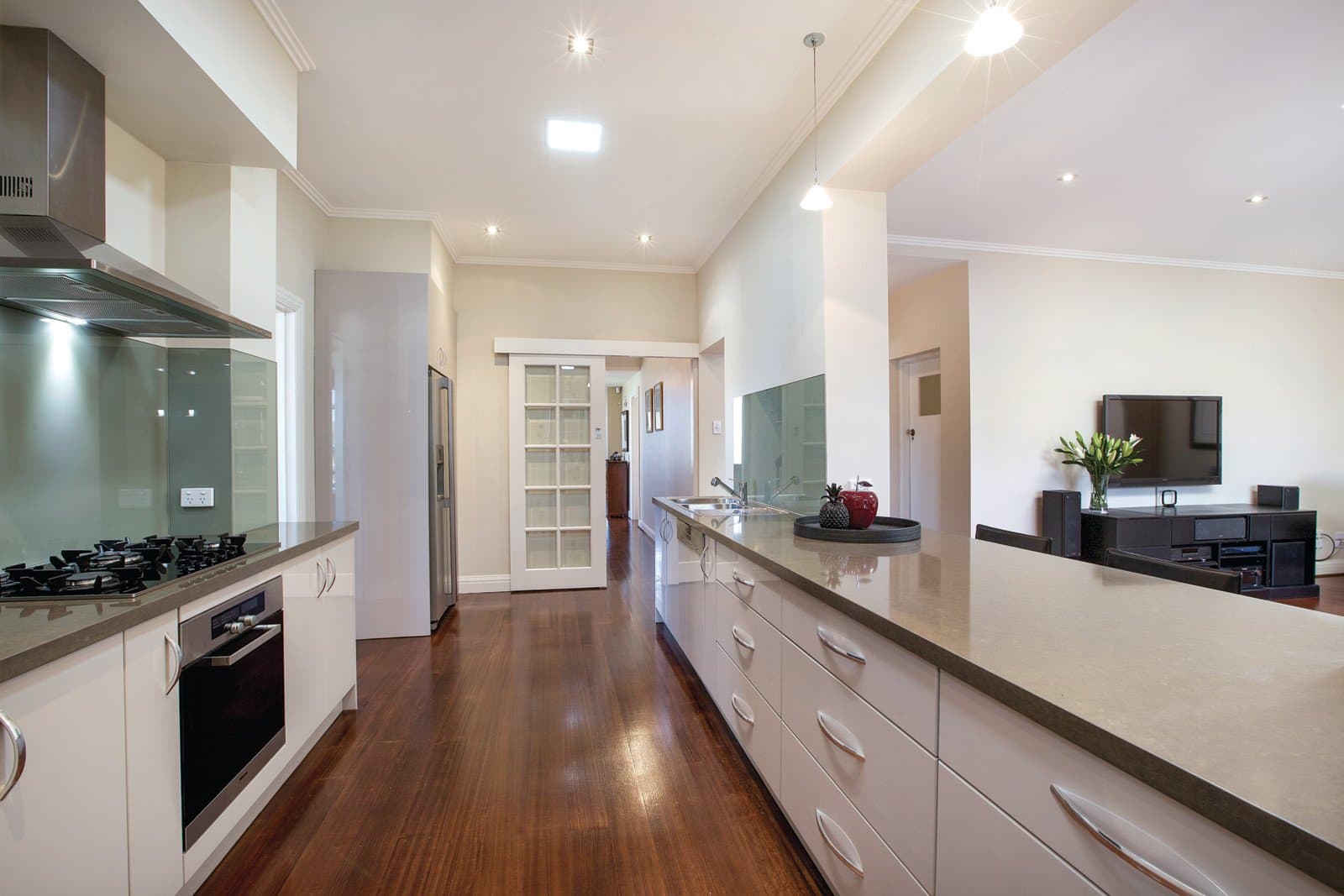 38 Carson Street, Kew - Thumbnail 4