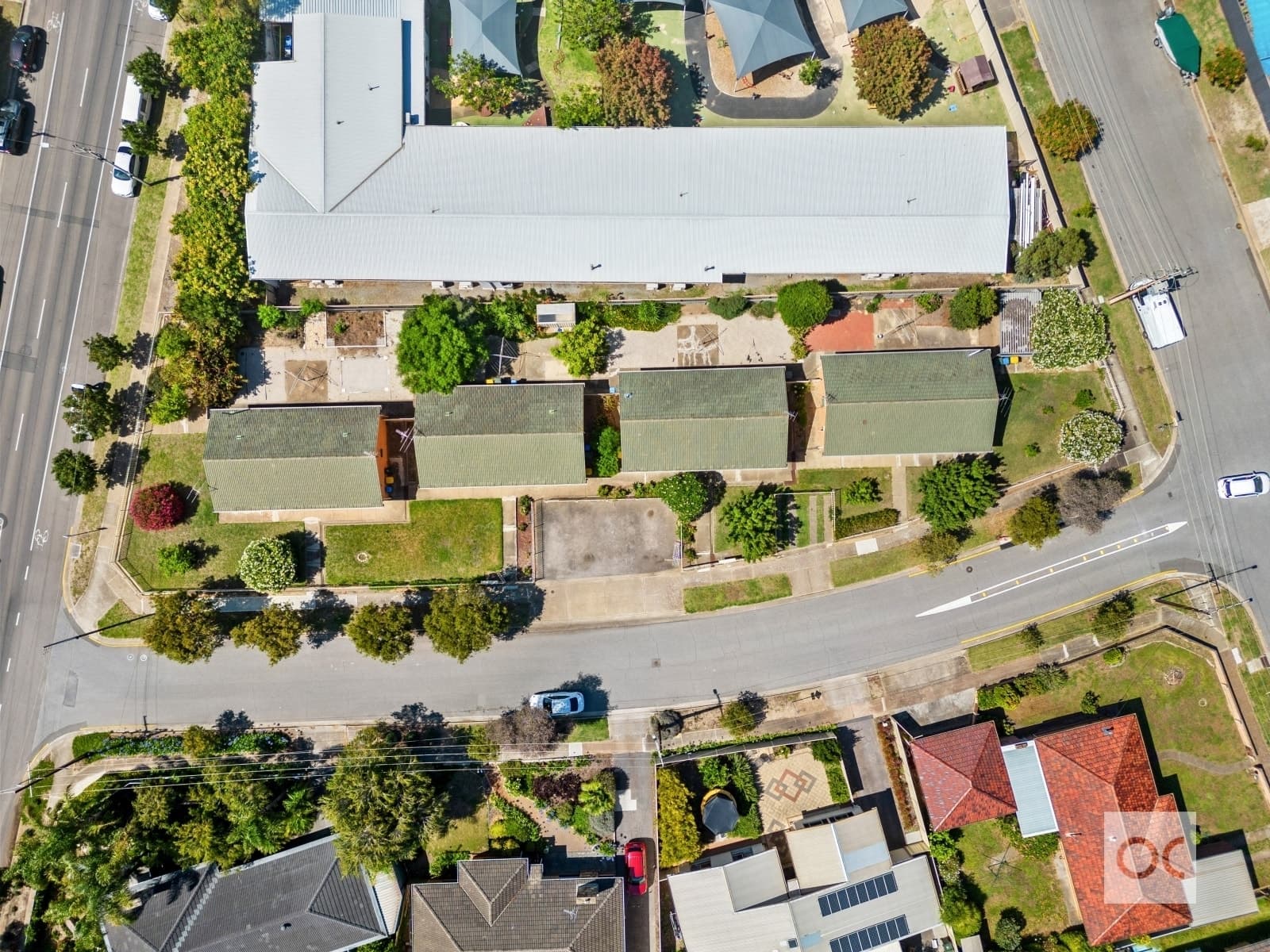 1-8/4 Barrington Avenue, Semaphore South - Thumbnail 2