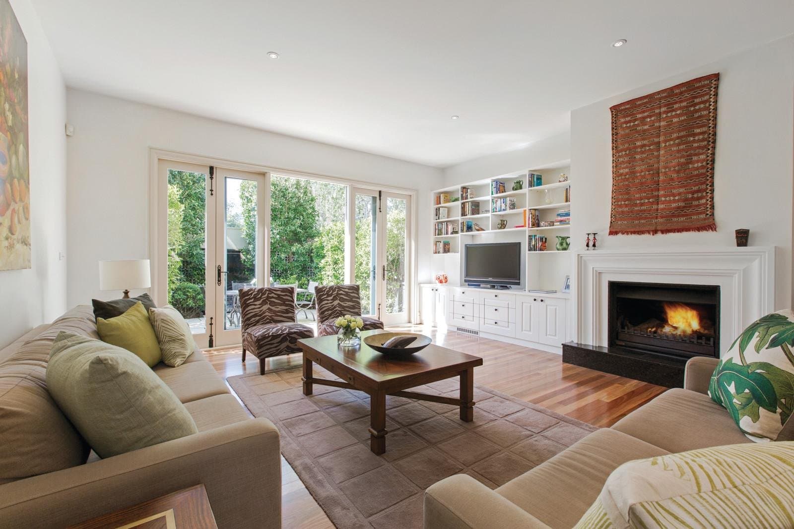 56 Clara Street, South Yarra - Thumbnail 3