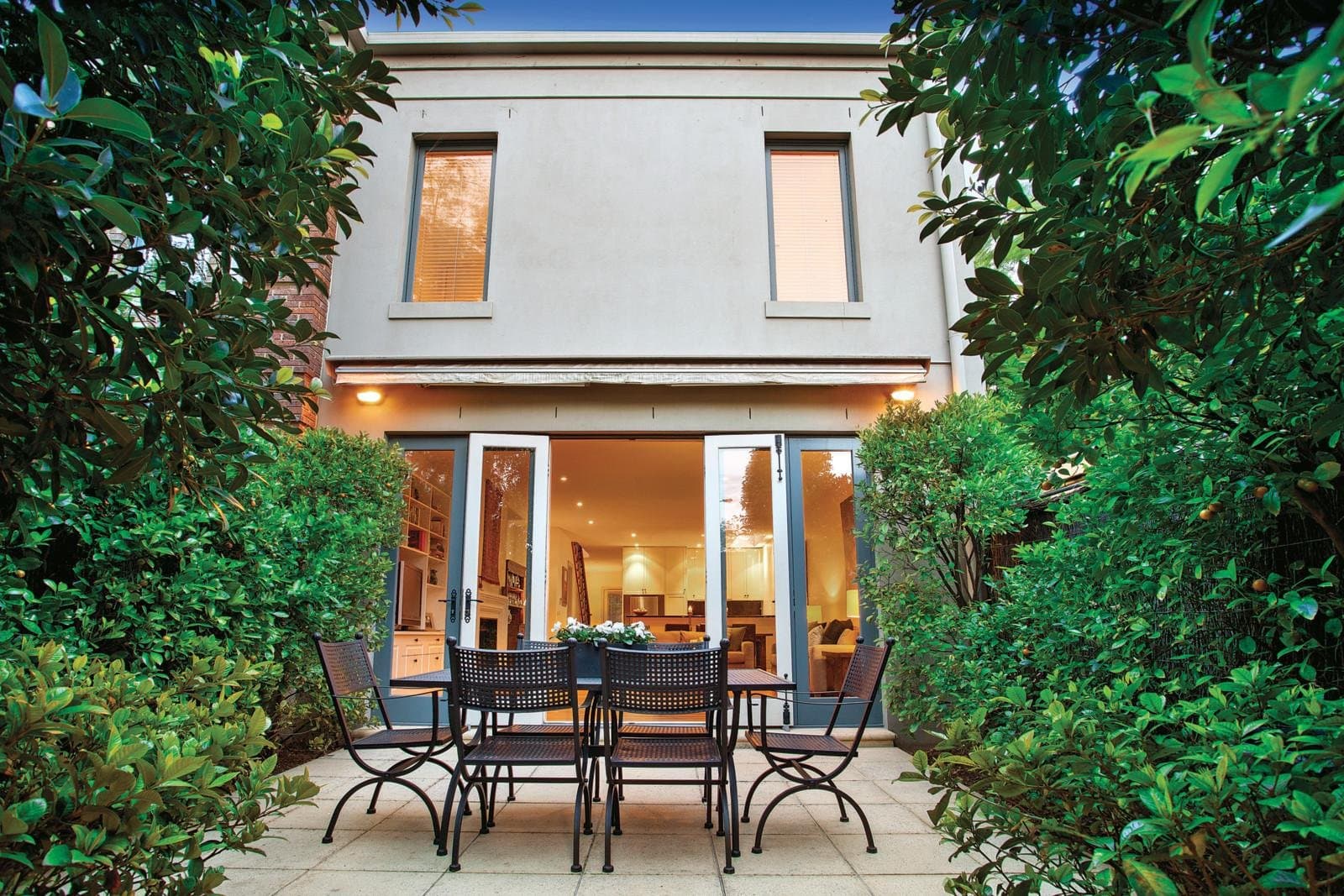 56 Clara Street, South Yarra - Thumbnail 4