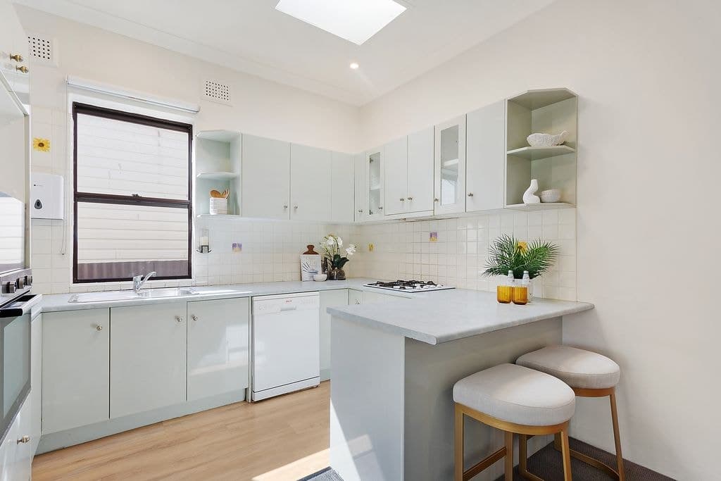 42 Garden Street, Eastlakes - Thumbnail 2