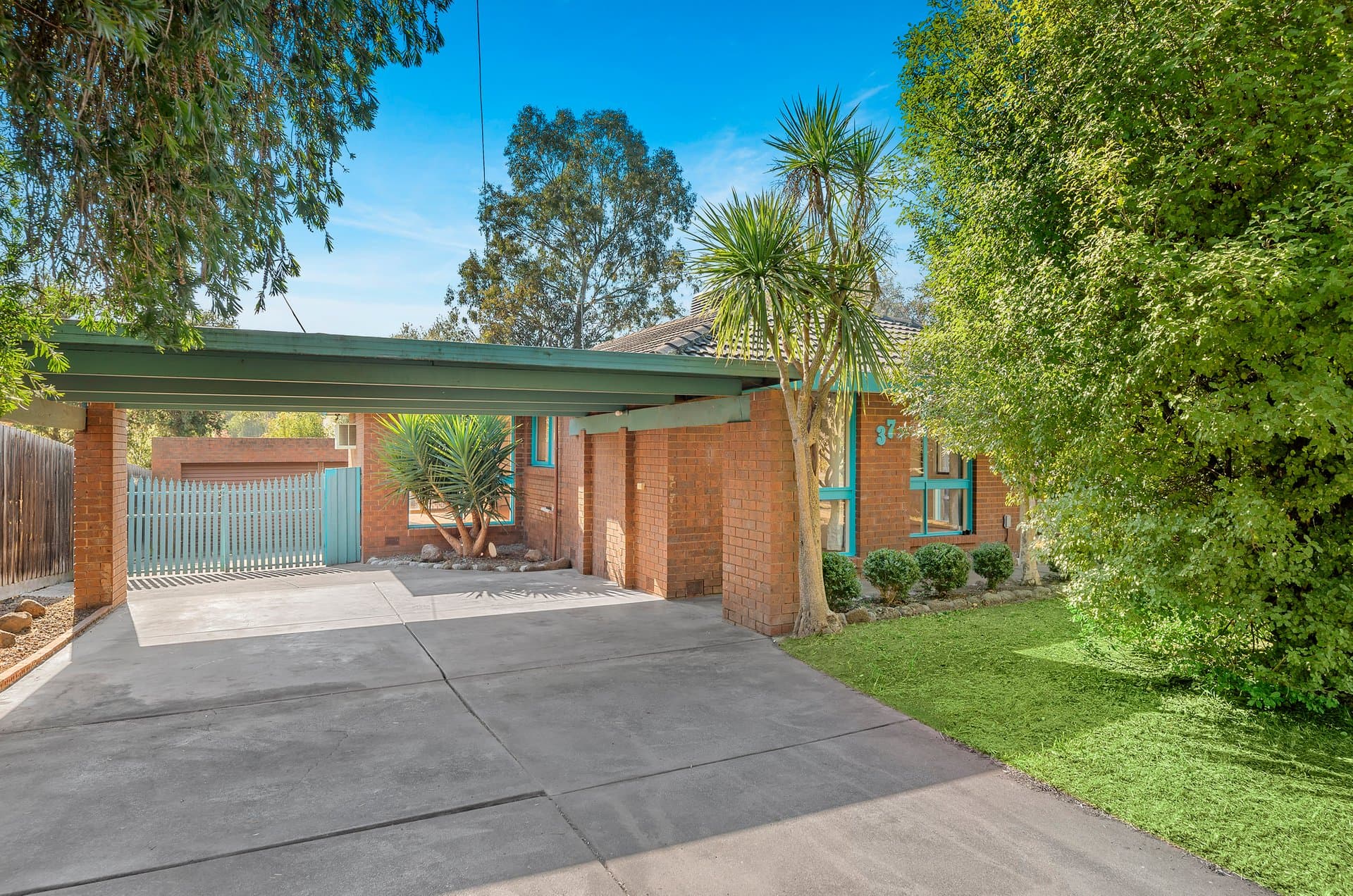 37 Eric Avenue, Templestowe Lower - Thumbnail 2