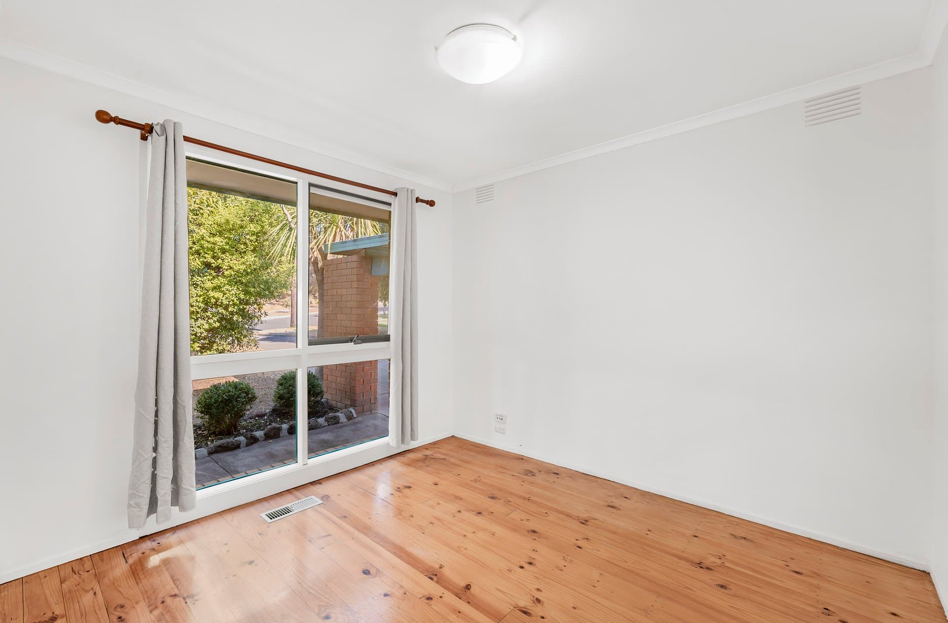 37 Eric Avenue, Templestowe Lower - Thumbnail 6