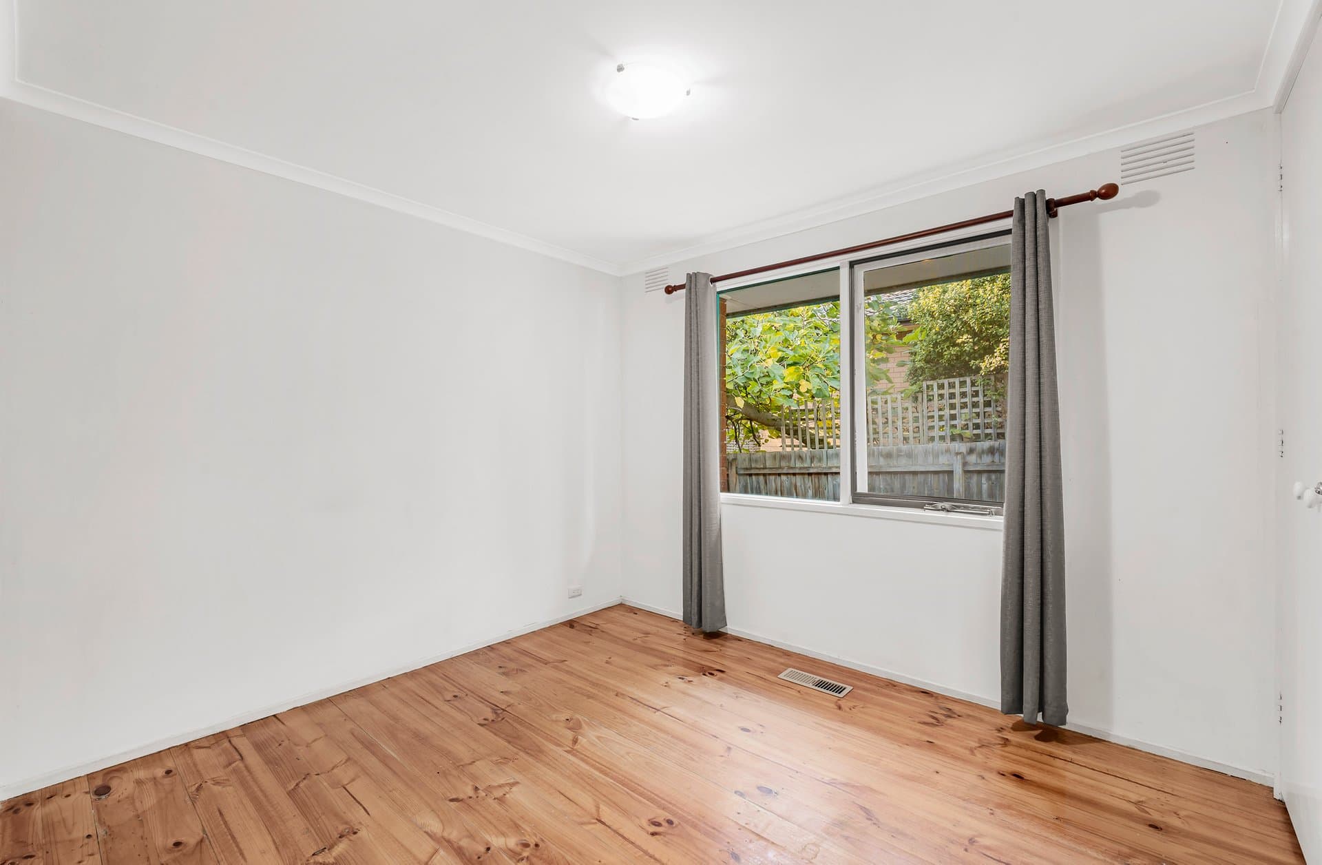 37 Eric Avenue, Templestowe Lower - Thumbnail 8