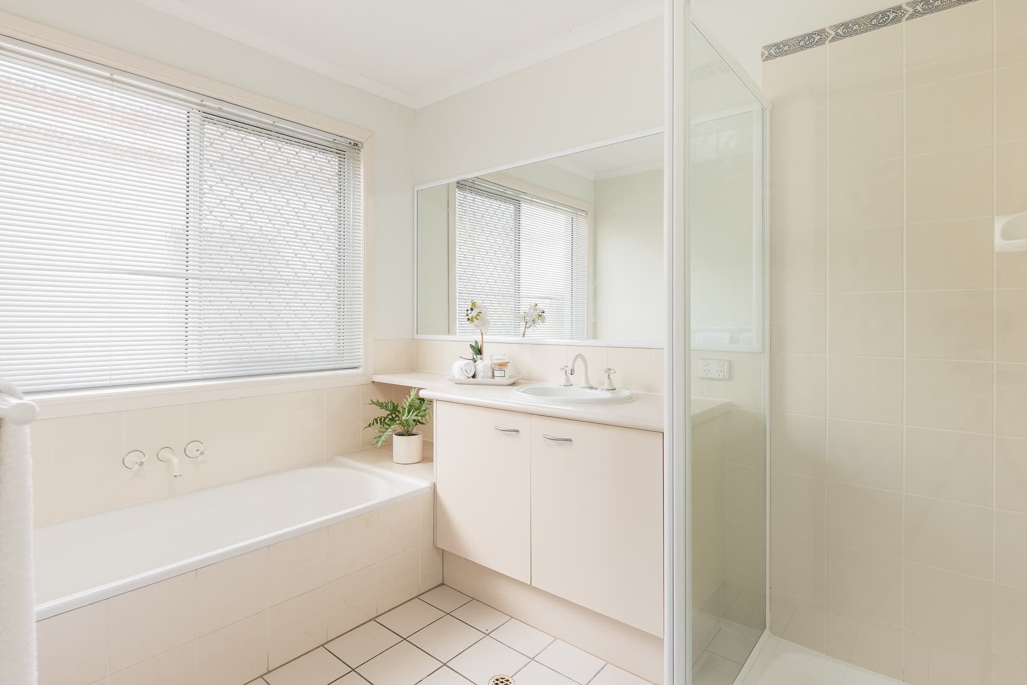 8 McIntyre Street, HENDRA QLD 4011, Hendra - Image 1