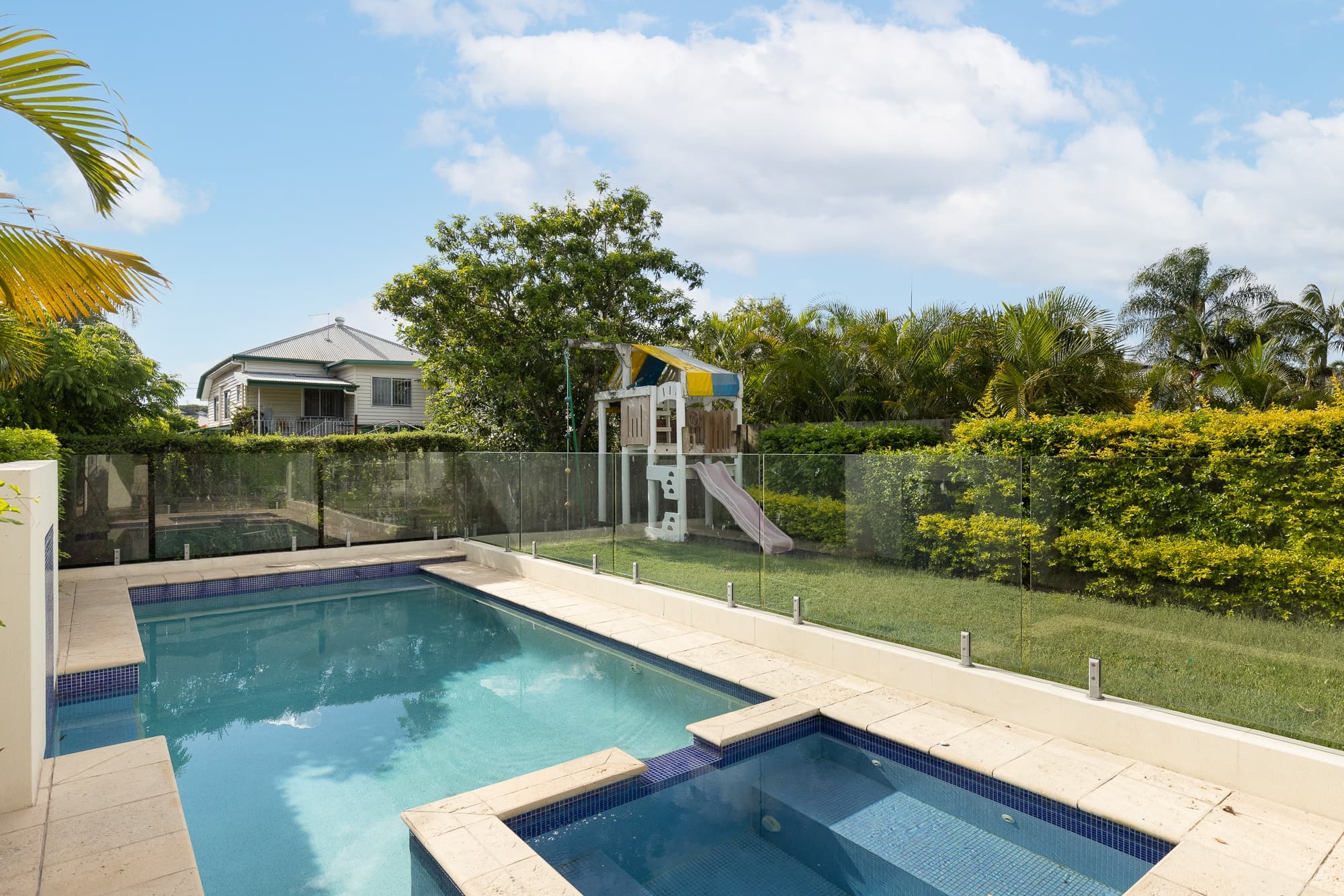 8 McIntyre Street, HENDRA QLD 4011, Hendra - Thumbnail 4