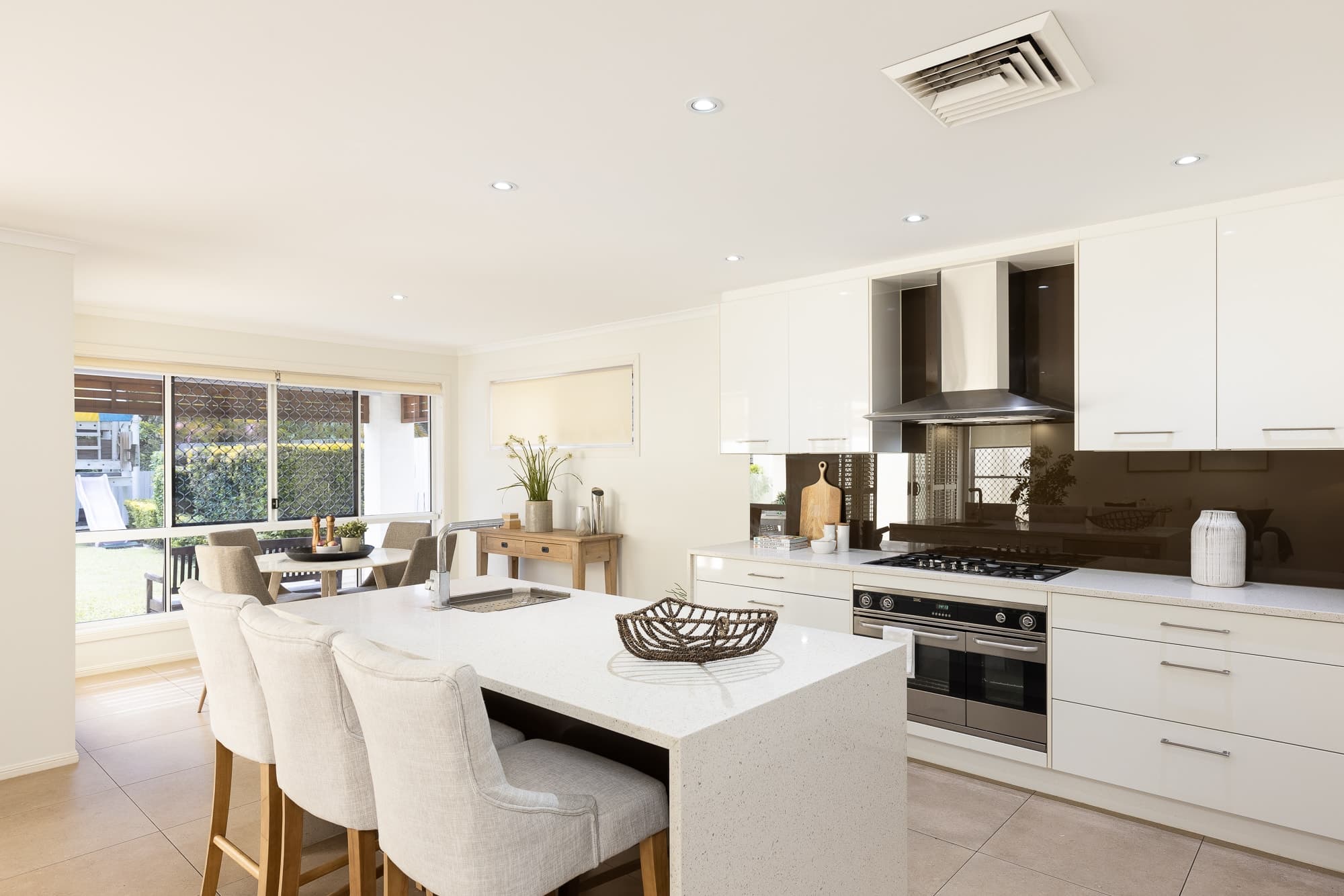 8 McIntyre Street, HENDRA QLD 4011, Hendra - Thumbnail 6