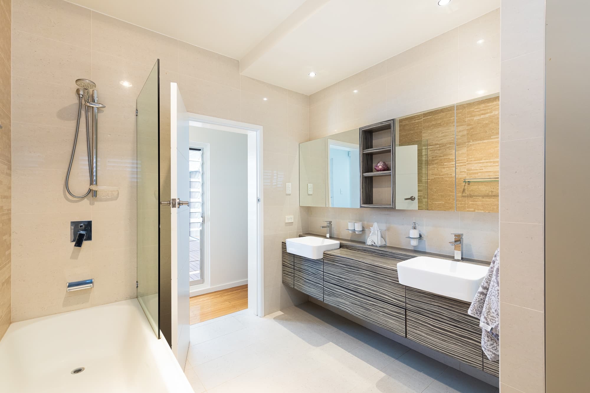 44 Bellevue Terrace, CLAYFIELD QLD 4011, Clayfield - Image 1