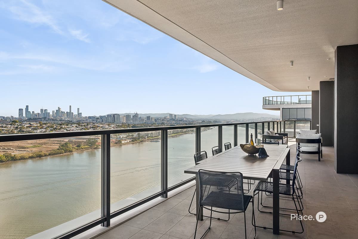 31702 / 15 Wharf Street, Hamilton QLD 4007, Qld - Image 1