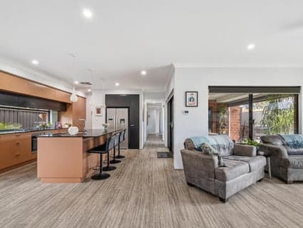 22 Dragonfly Boulevard, Lakelands, WA, 6180, Lakelands - Thumbnail 8