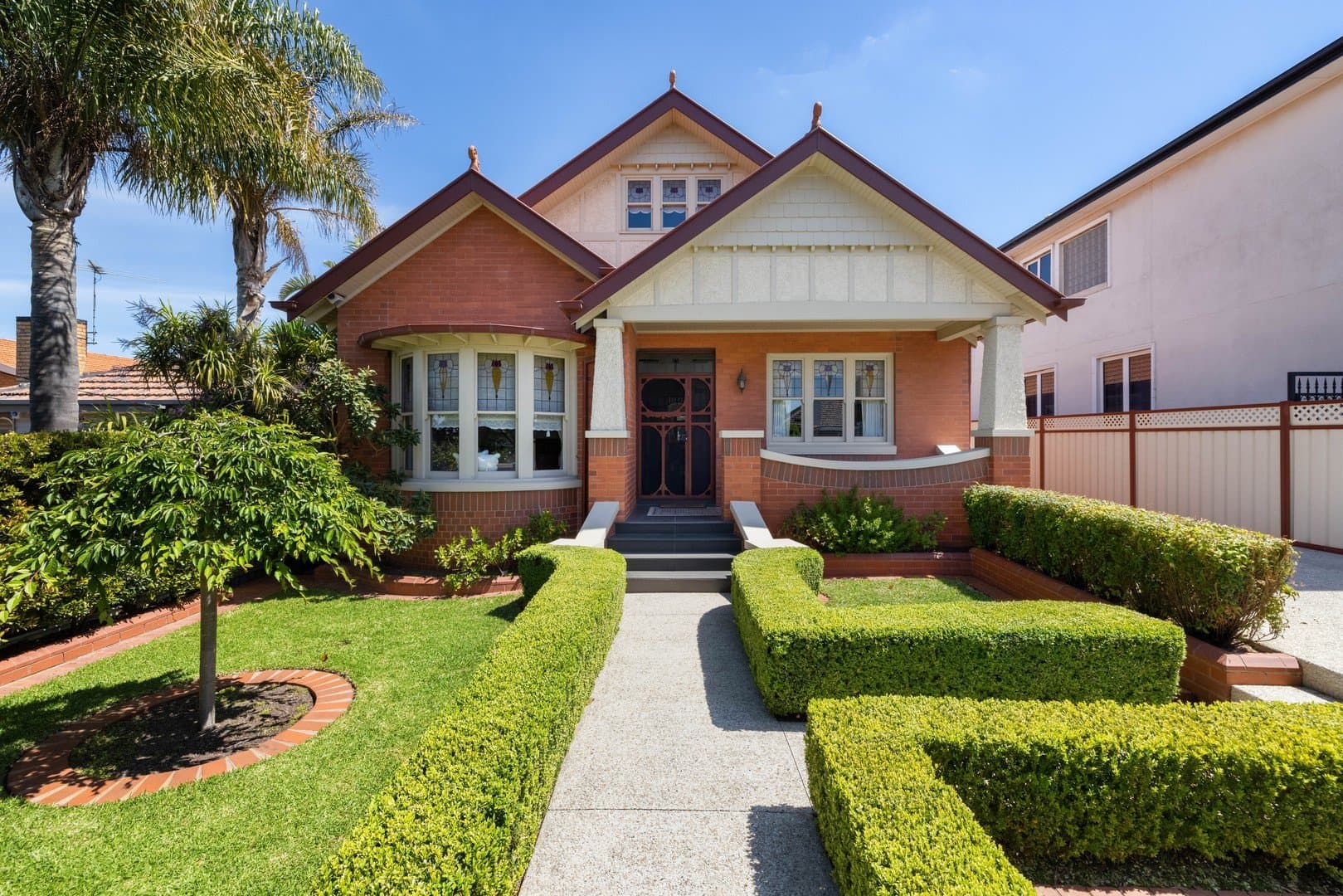 10 Thistle Street, Pascoe Vale South - Image 1