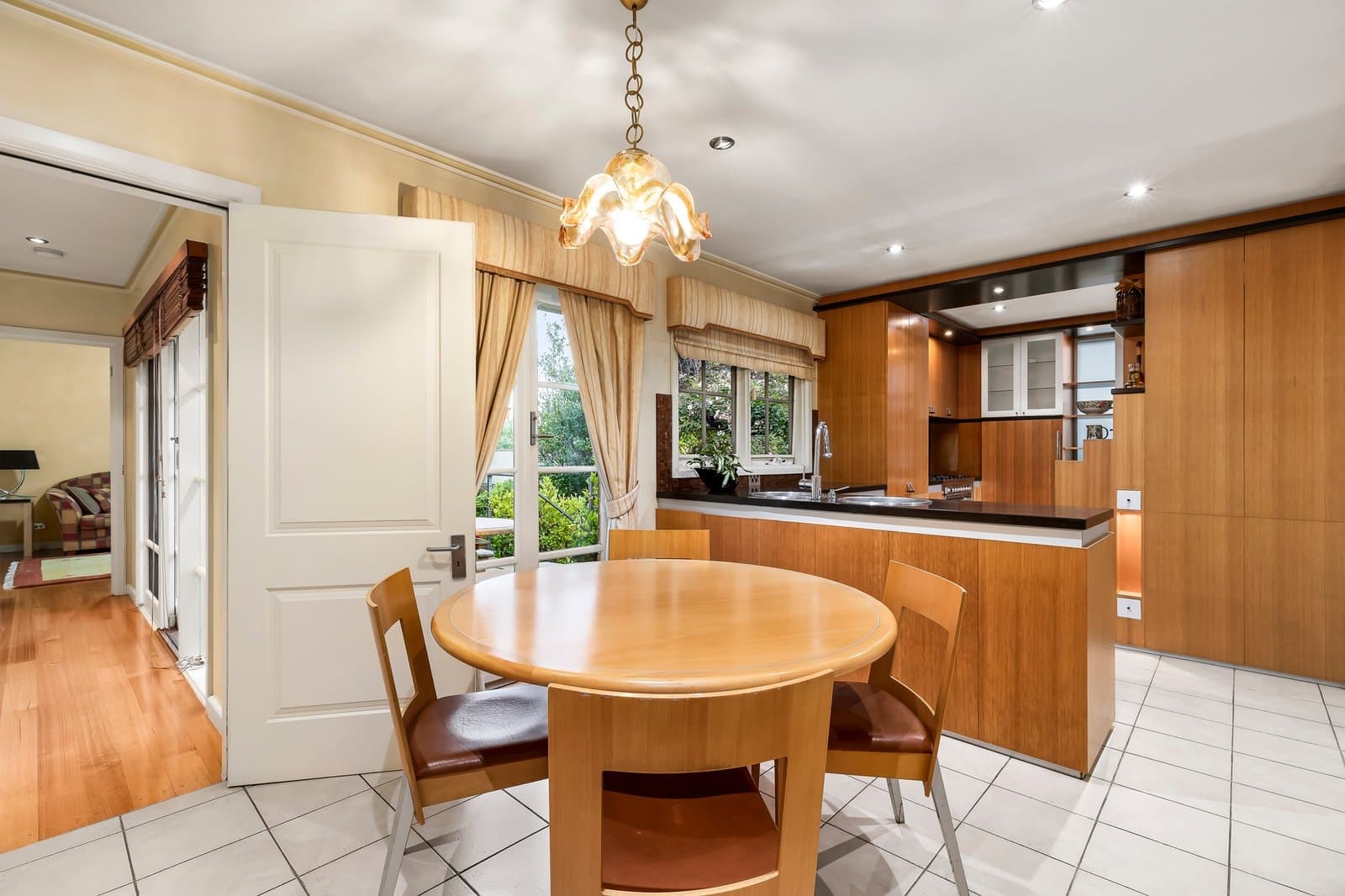 27 Anderson Street, Malvern East - Thumbnail 4