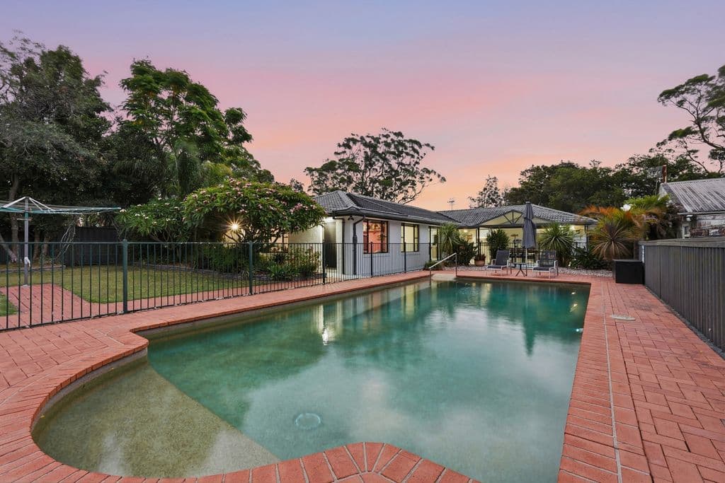 10 Centre Street, Bensville - Image 1