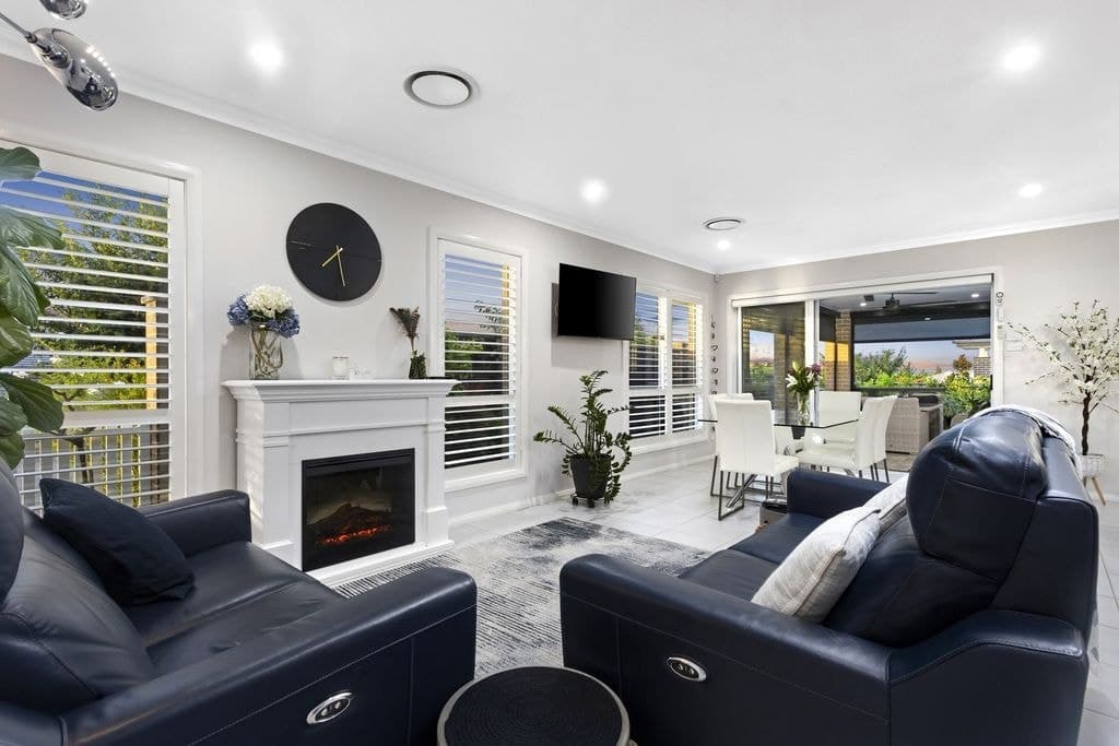 80 Sundowner Parkway (gables), Box Hill - Thumbnail 6