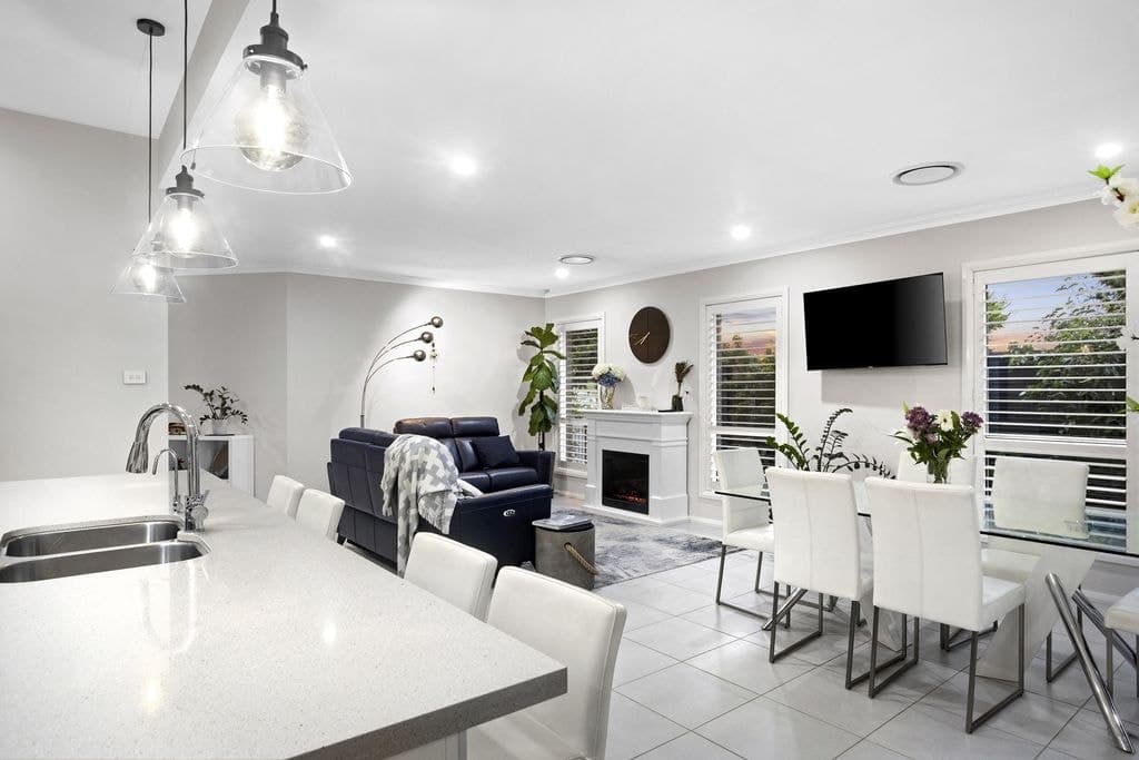 80 Sundowner Parkway (gables), Box Hill - Thumbnail 8