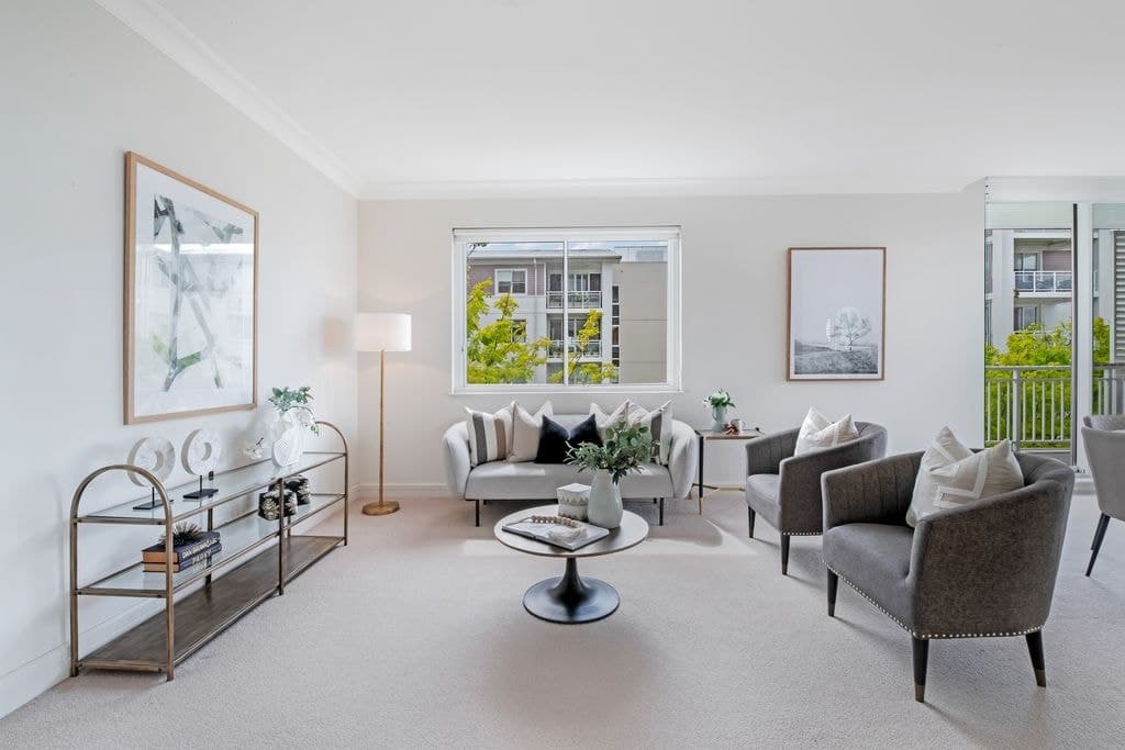 218/10-16 Vineyard Way, Breakfast Point - Image 1