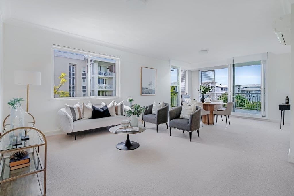 218/10-16 Vineyard Way, Breakfast Point - Thumbnail 2