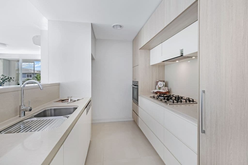 218/10-16 Vineyard Way, Breakfast Point - Thumbnail 5