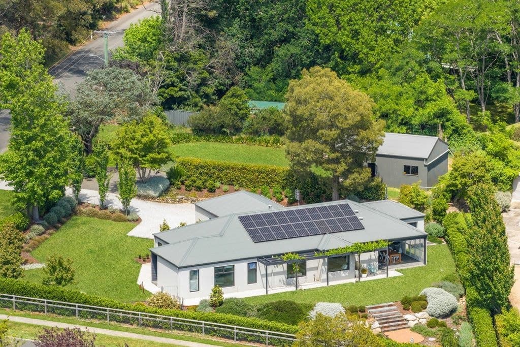 1 Grice Drive, Bundanoon - Image 1