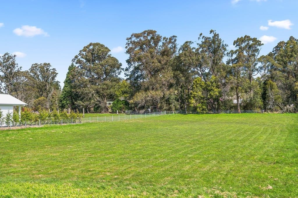 21  Heritage Drive, Bundanoon - Thumbnail 3