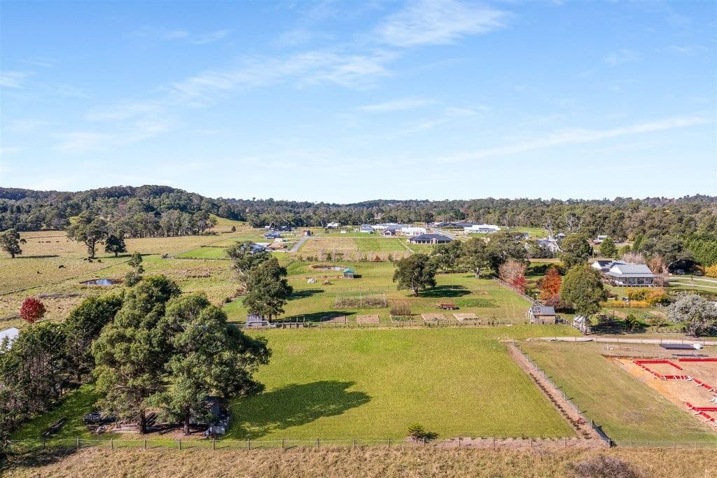 70  Greasons Road, Bundanoon - Thumbnail 3