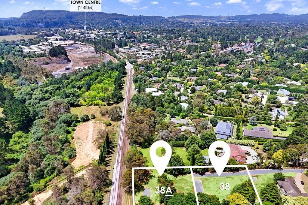 38 & 38A Yean Street, Burradoo - Thumbnail 3