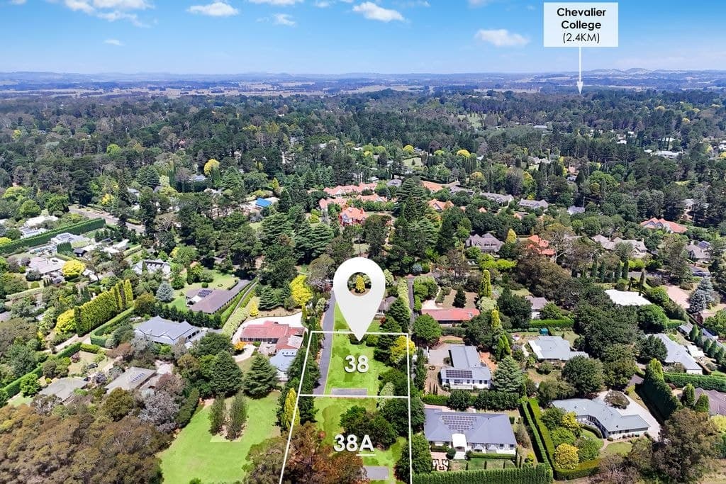 38 & 38A Yean Street, Burradoo - Thumbnail 4