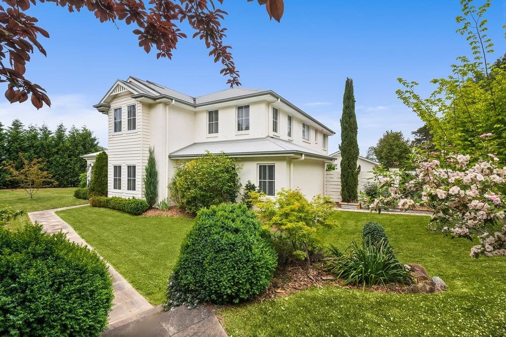 15 Eridge Park Road, Burradoo - Thumbnail 2