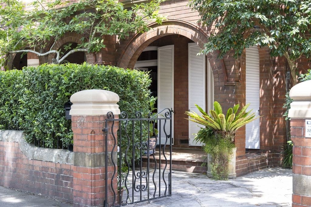 37 Etham Avenue, Darling Point - Thumbnail 2