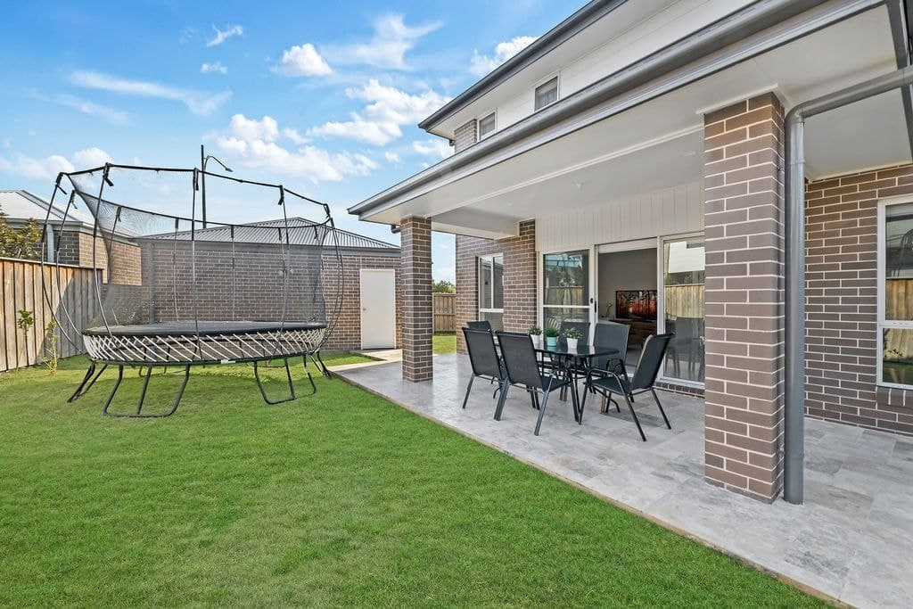 3 Perlite Terrace, Gables - Thumbnail 7