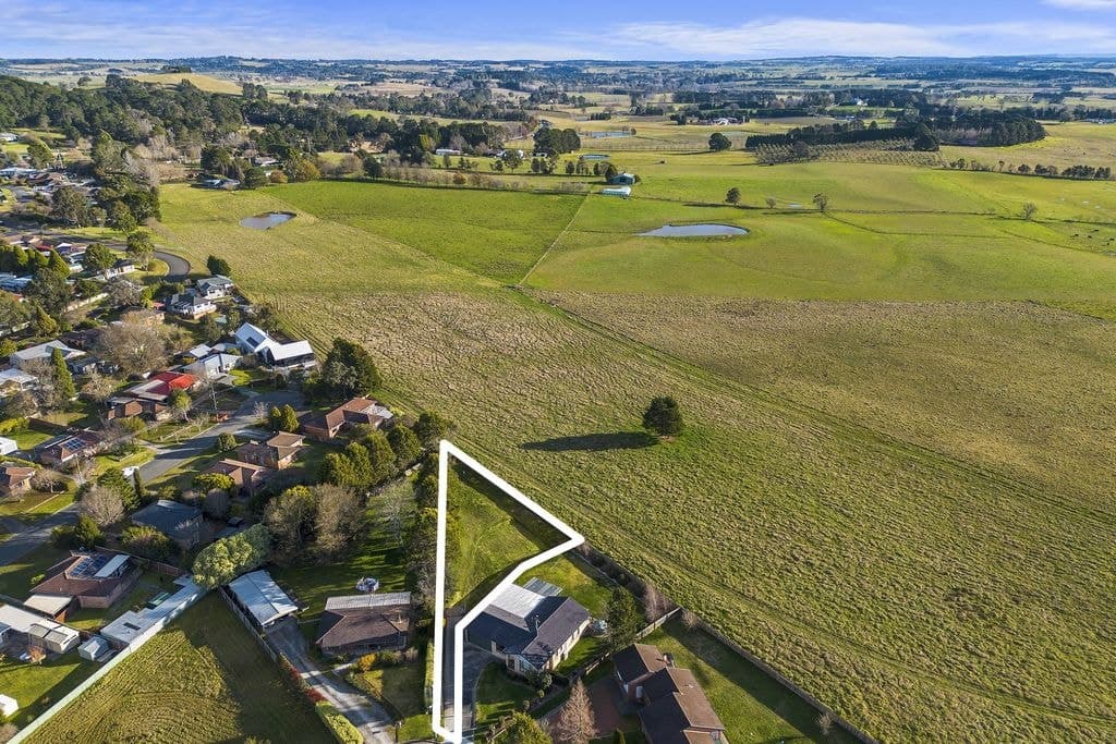 7 Collins Place, Moss Vale - Thumbnail 8