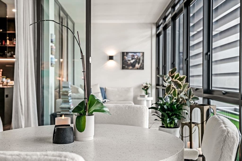 4602/12 Phillip Street, Parramatta - Thumbnail 2