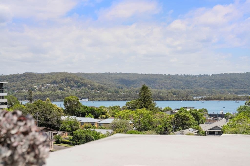 10a/46 Frederick Street, Point Frederick - Thumbnail 2