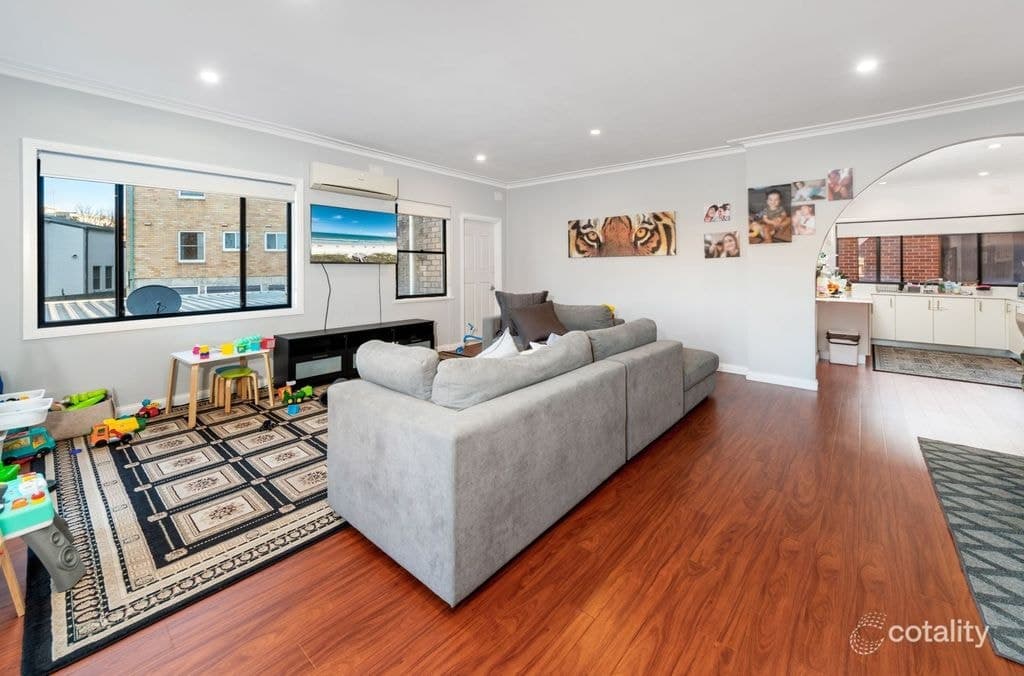 44 Frederick Street, Rockdale - Thumbnail 3