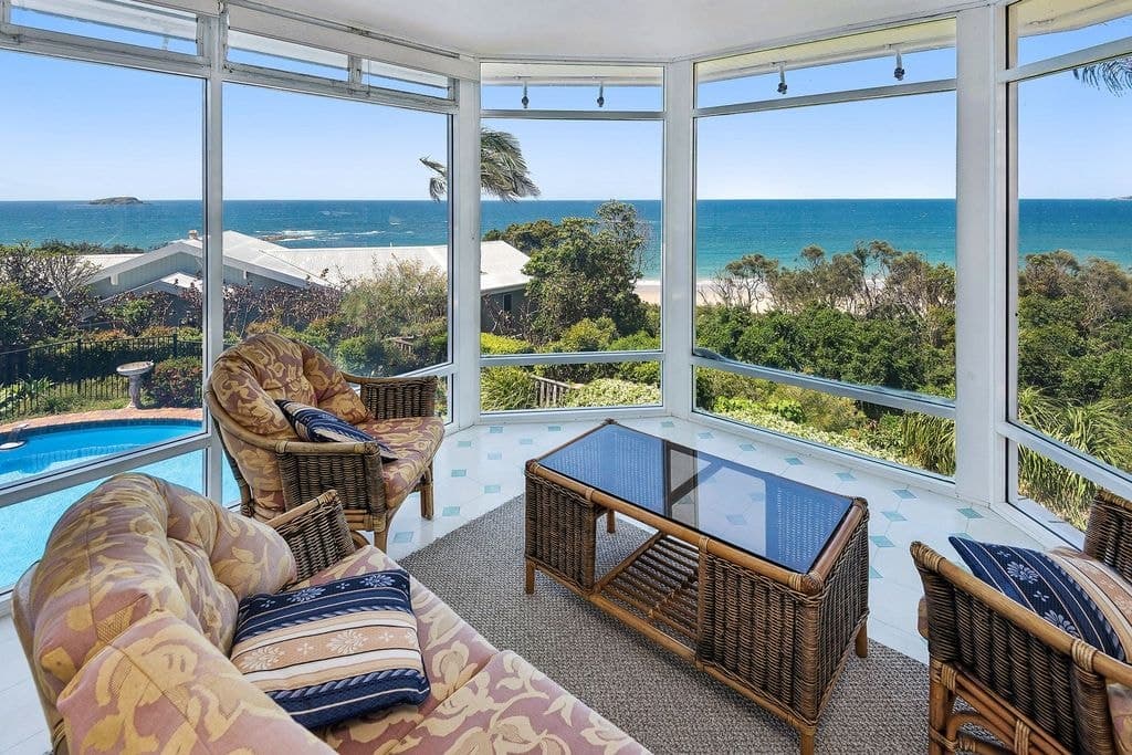 14 Elouera Drive, Sapphire Beach - Thumbnail 7