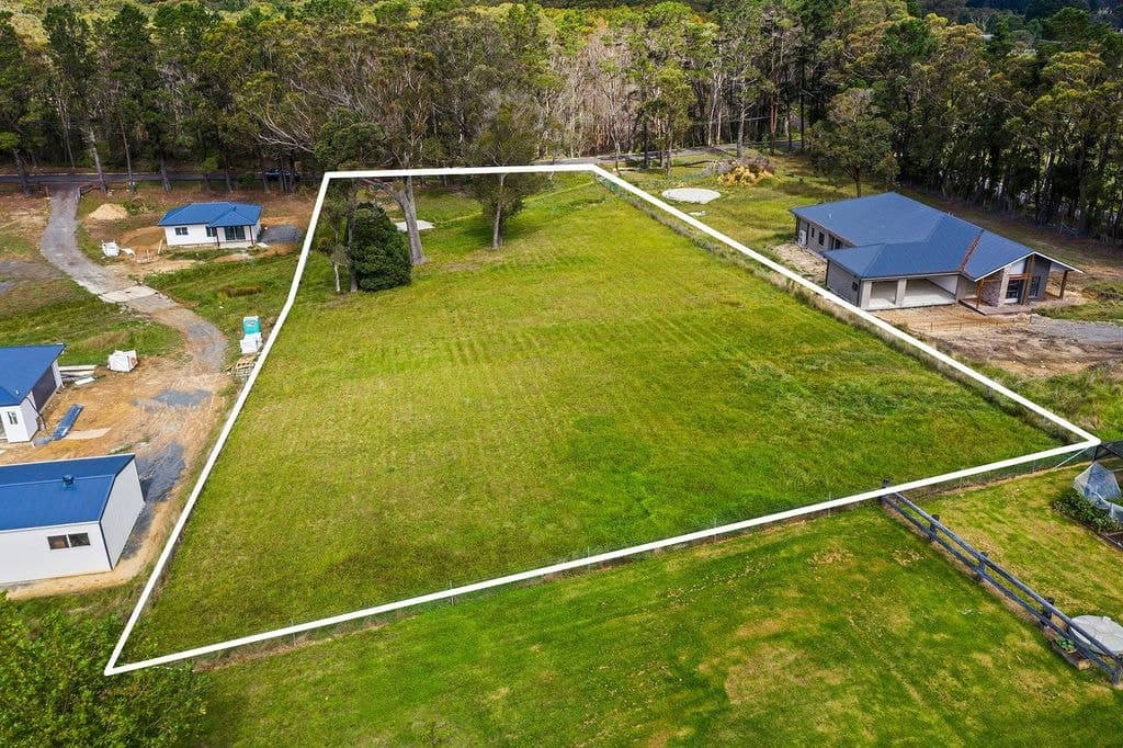 3 Pine Tree Road, Wingello - Image 1
