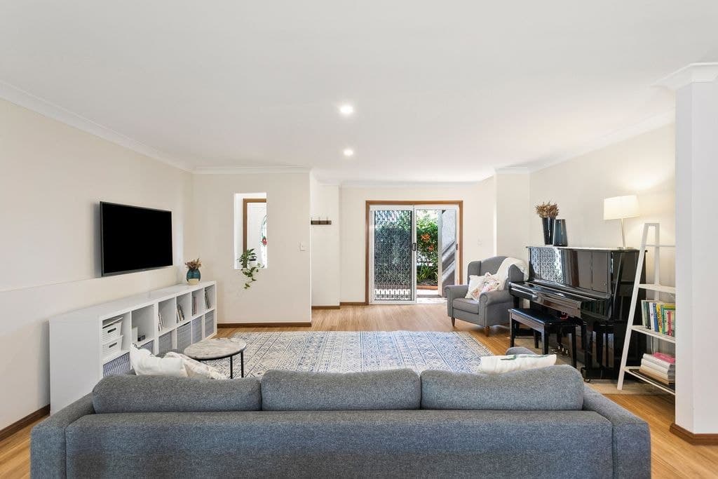 3/74-78 Gipps Street, Wollongong - Image 1
