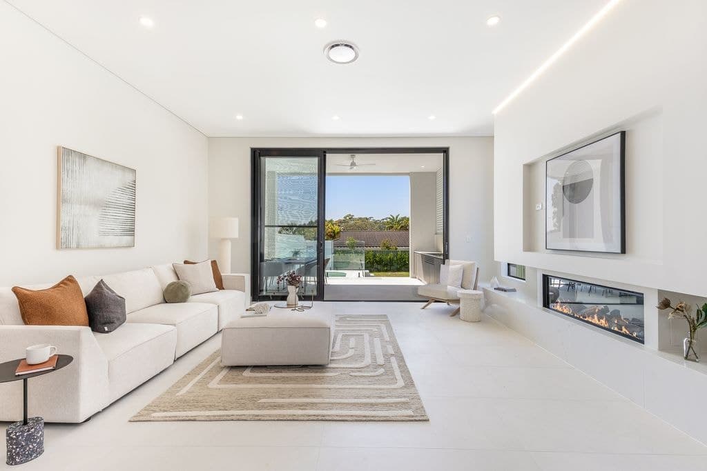 10B Kiwong Street, Yowie Bay - Thumbnail 2