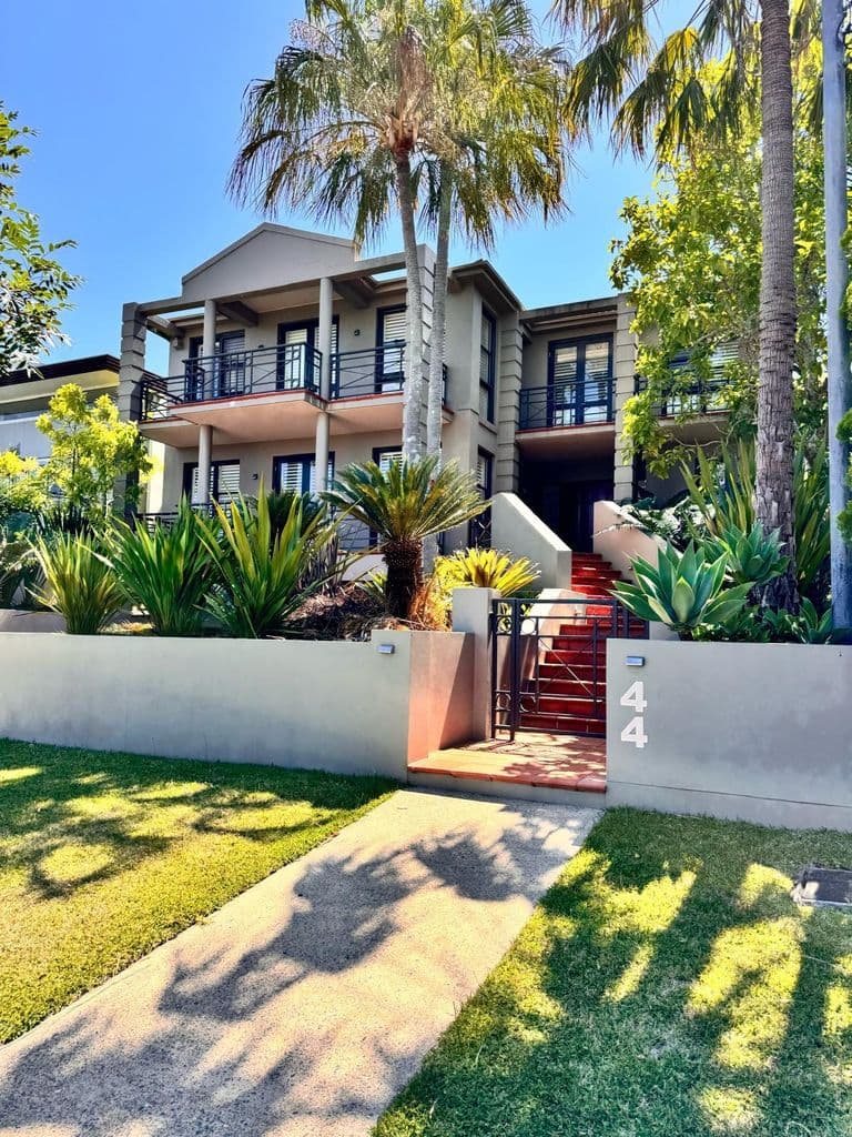 44 Coolawin Road, Northbridge - Thumbnail 2