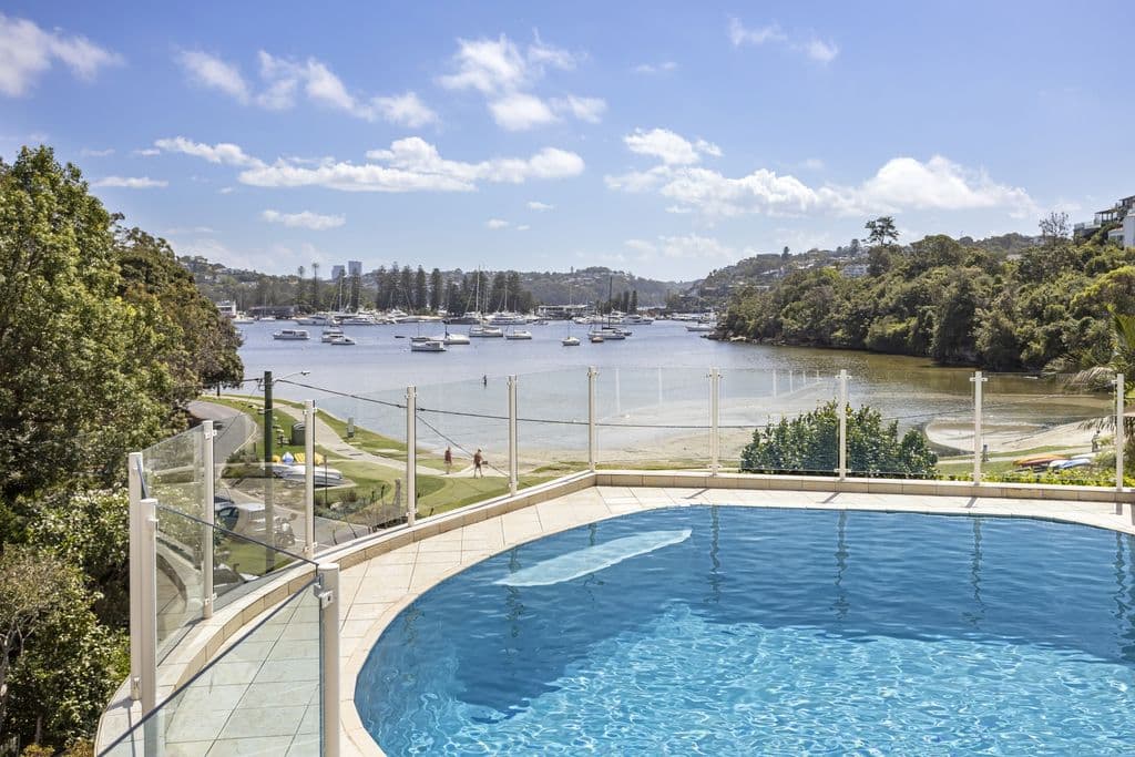 8 Sandy Bay Road, Clontarf - Thumbnail 4