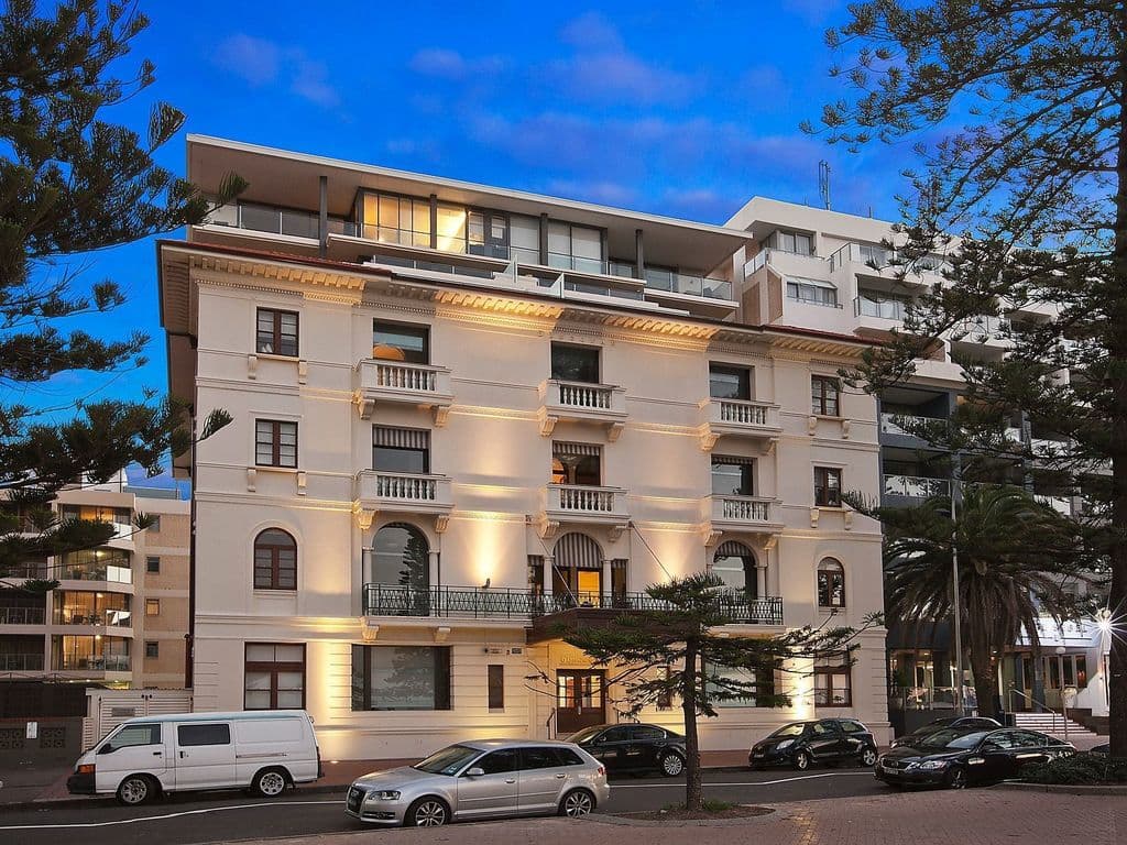 25/7 South Steyne, Manly - Image 1