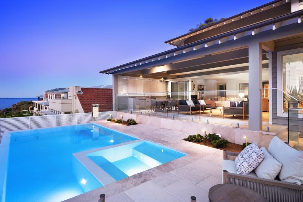 17 Bower Street, Manly - Image 1