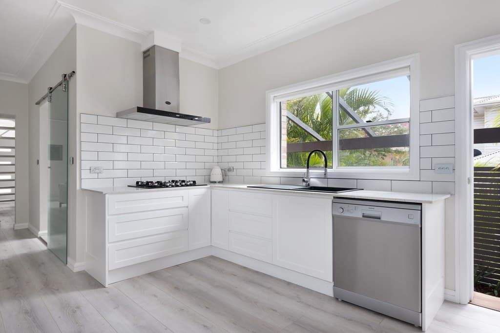 95 Griffin Road, Dee Why - Thumbnail 4