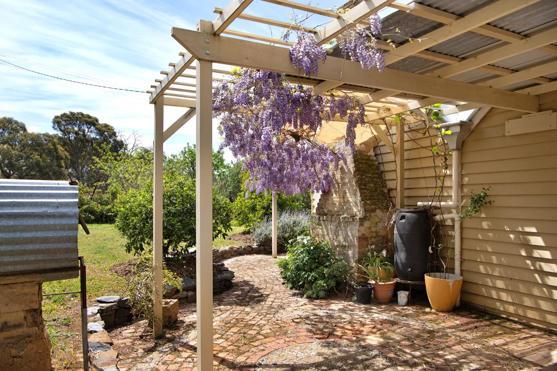 22 Adair  Street East, Maldon, VIC, Maldon - Thumbnail 4