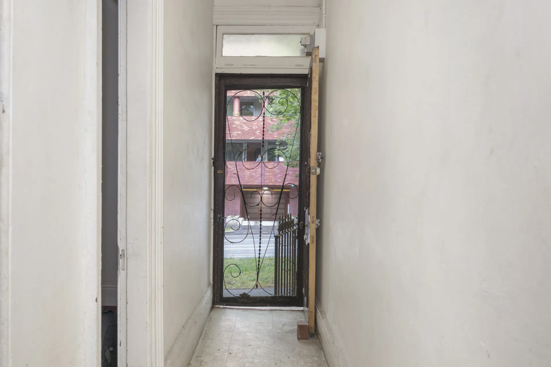 2 Shiel Street, North Melbourne, VIC, North Melbourne - Thumbnail 3