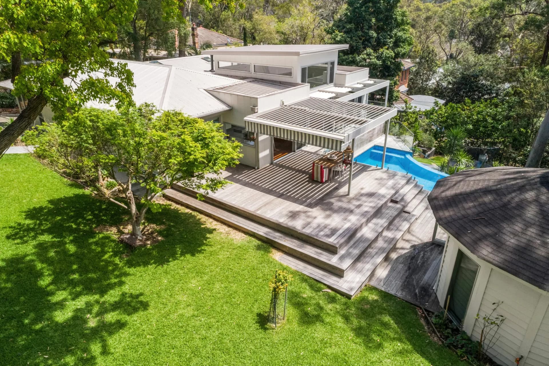 4 Coolawin Road, Avalon Beach - Image 1